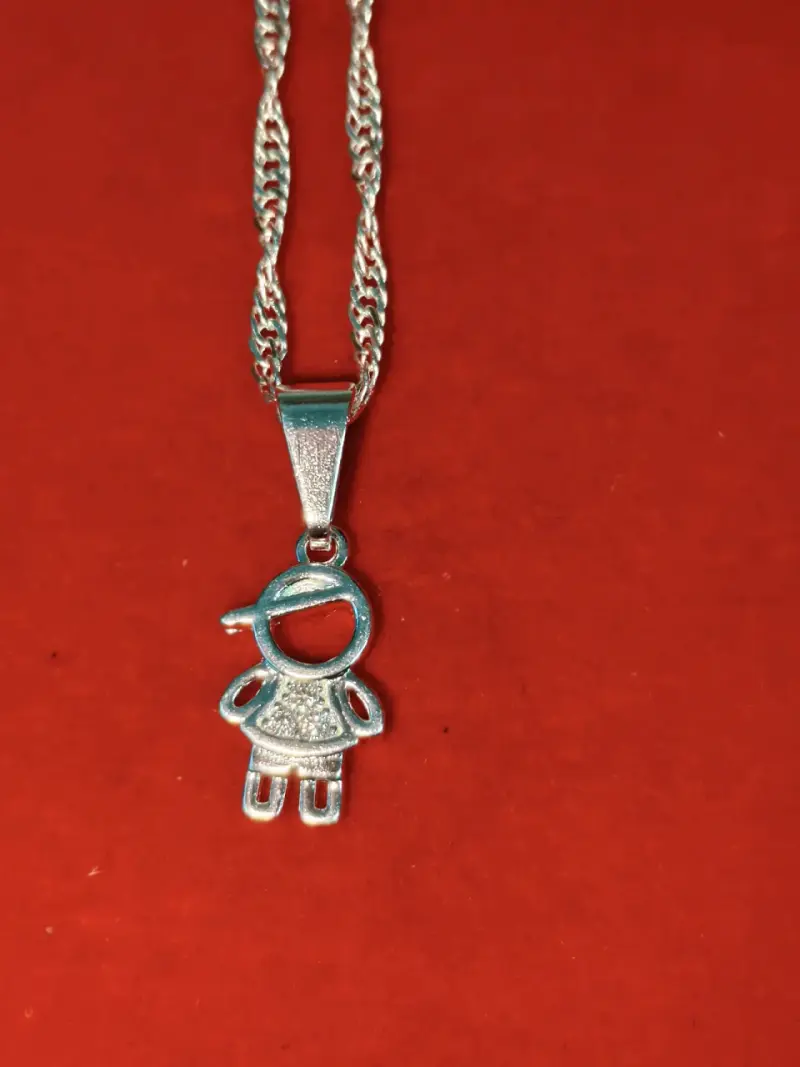 Collar colgante de figura plateada - 1