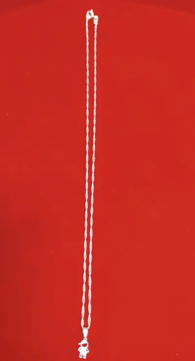 Collar colgante de figura plateada - miniatura 2