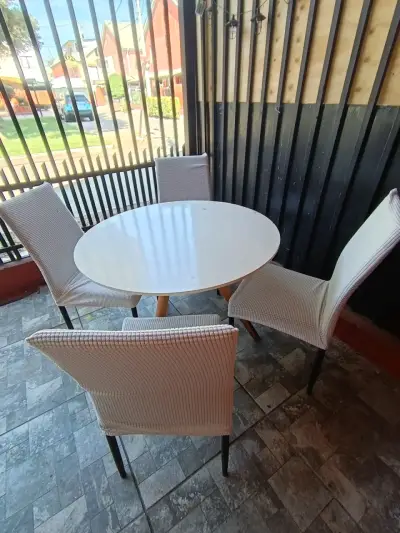 Juego de comedor redondo 4 sillas - miniatura 1