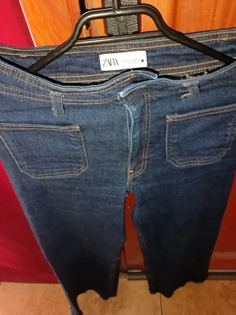 Jeans azul oscuro acampanados - 3