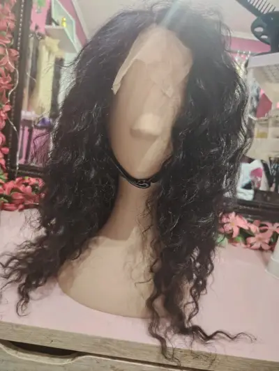 Peluca de cabello rizado negro - miniatura 6