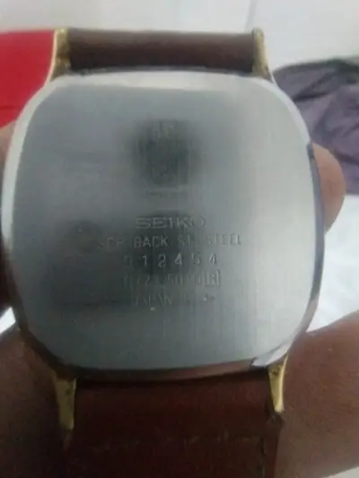 Reloj de pulsera Casio y Seiko - miniatura 4