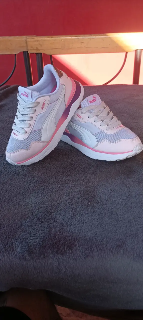 Zapatillas puma niña blancas y rosas - 3