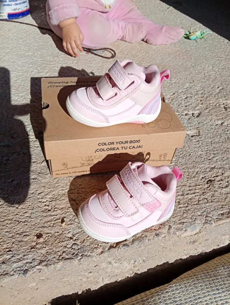 Zapatillas rosadas de bebé - 5
