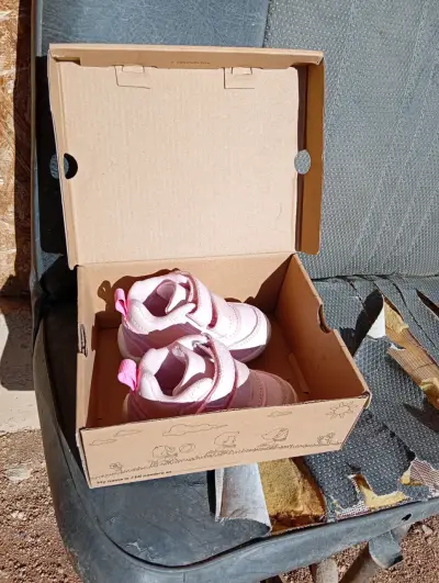 Zapatillas rosadas de bebé - miniatura 6