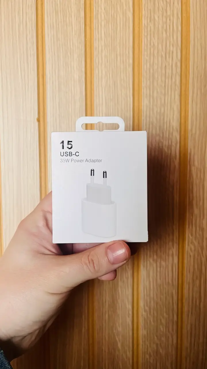 Cargador USB-C 35W en caja