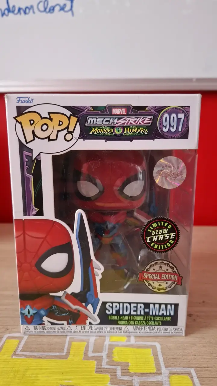 Funko Pop Spider-Man Edición Especial - 1