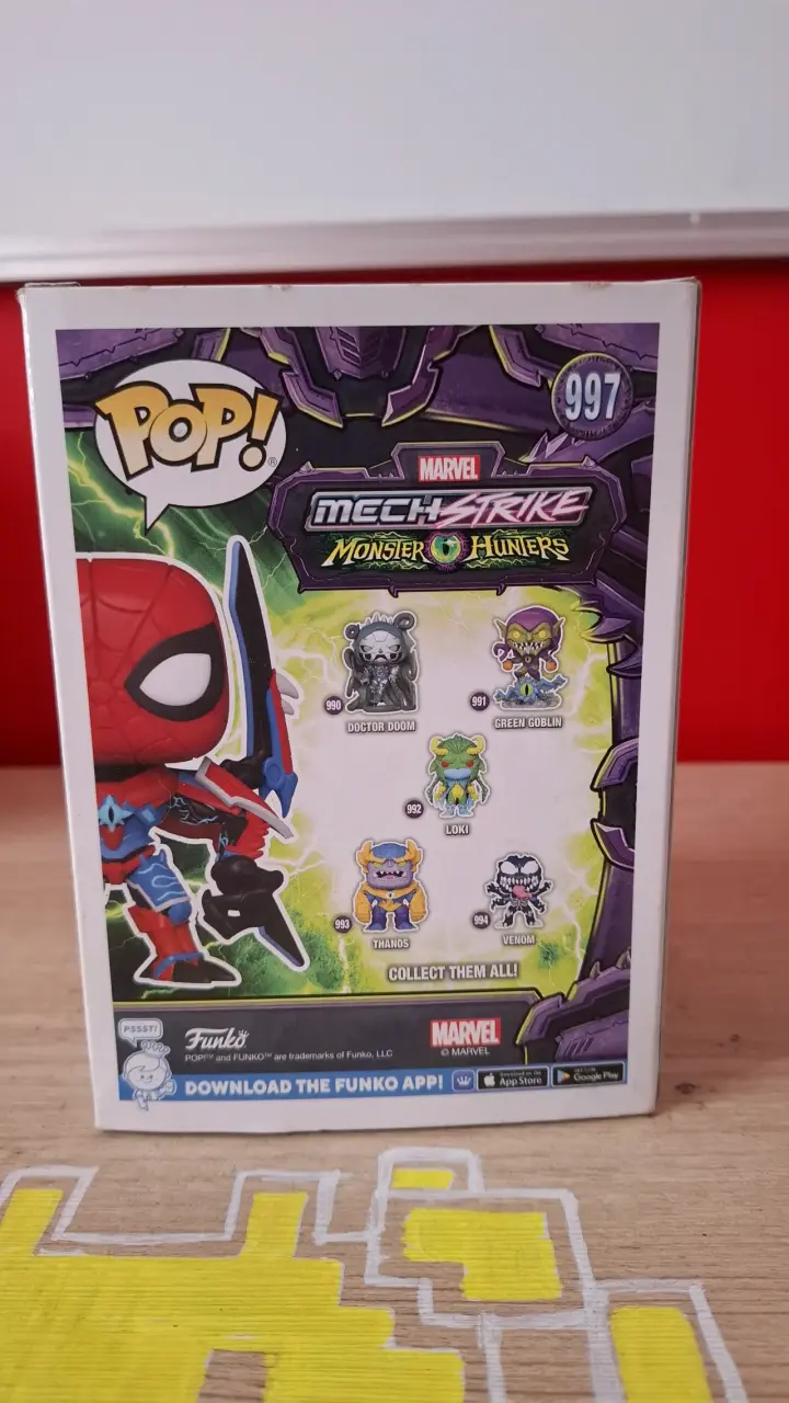 Funko Pop Spider-Man Edición Especial - 3