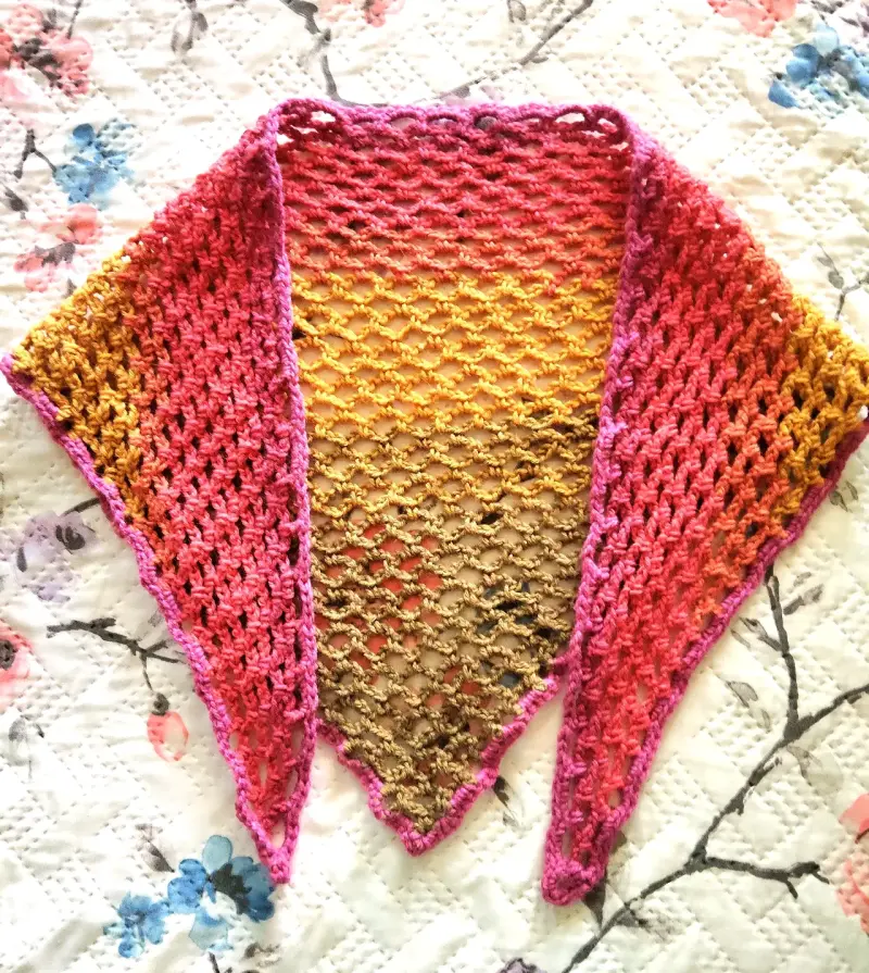 Cuello y chal tejido a crochet. - 2