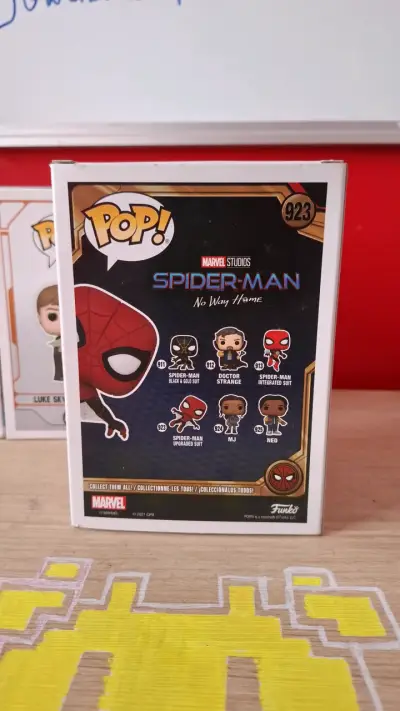 Funko Pop Spider-Man 923 - miniatura 3
