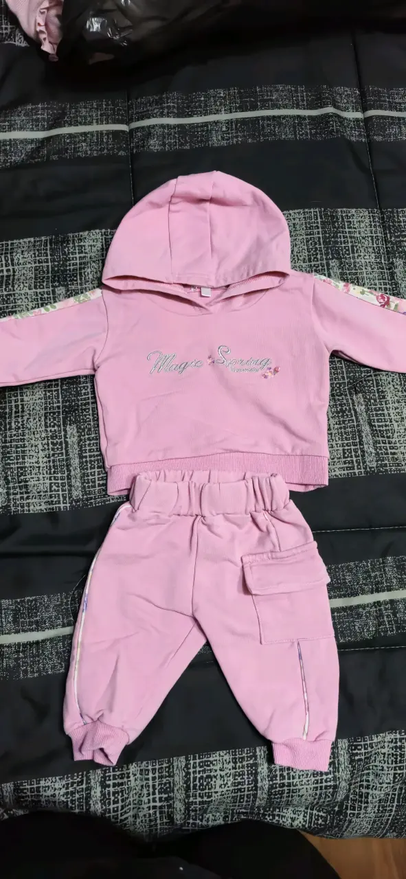 Enterito bebé rosa peludo - 3