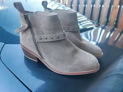 Botines de gamuza beige Marittimo - miniatura 1