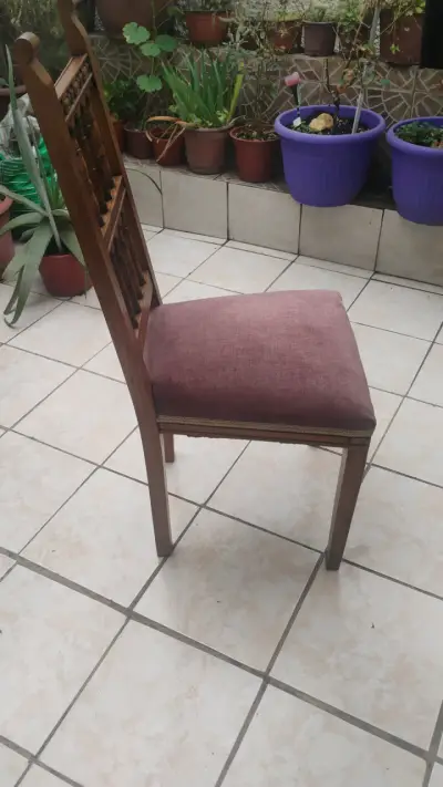 Silla de madera clásica - miniatura 2