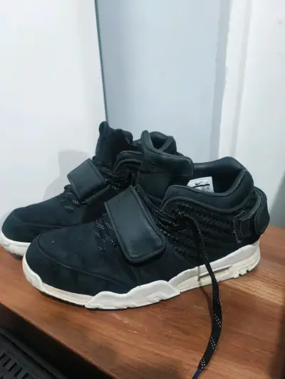 Zapatillas negras Nike - miniatura 1