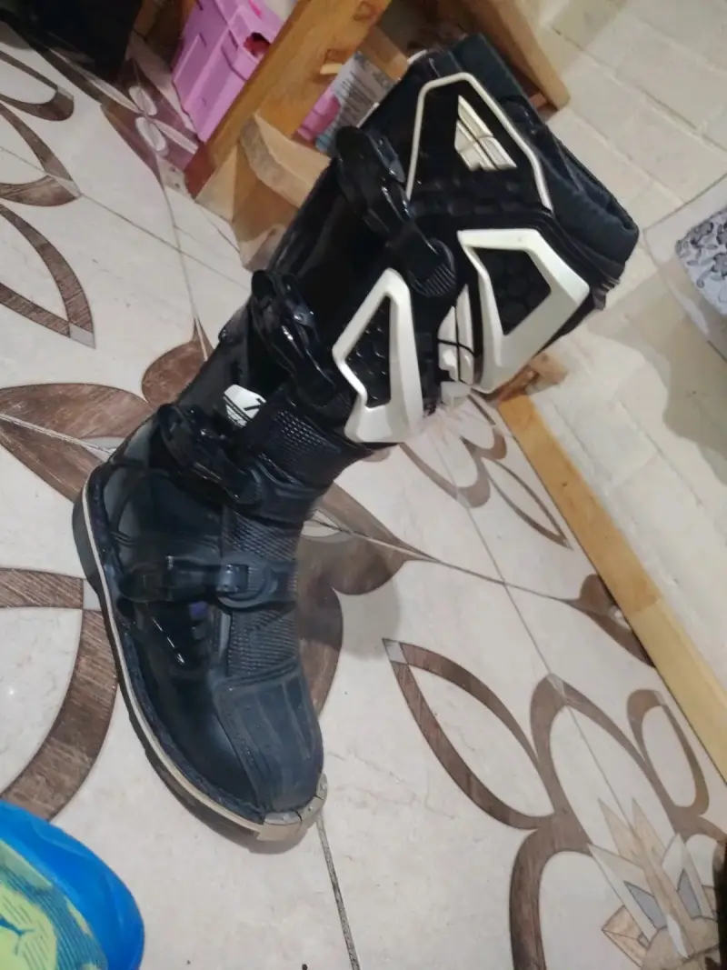 Botas de motocross negras - 4