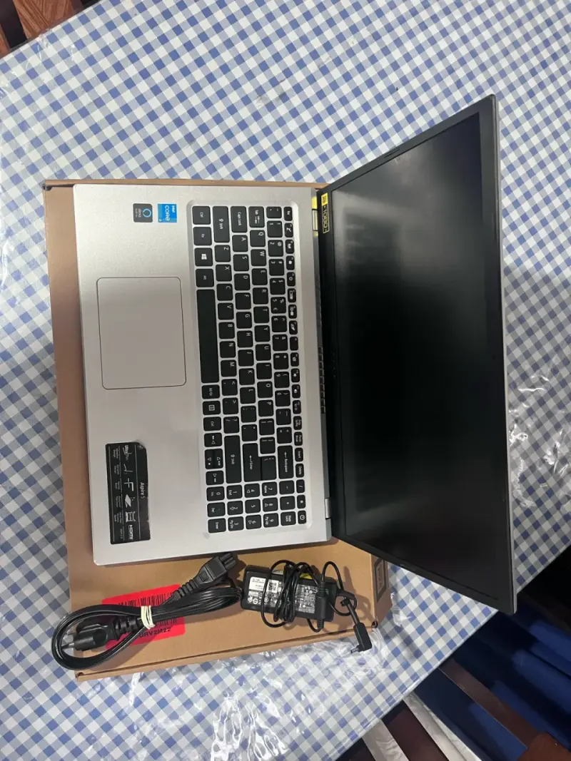 Laptop Intel Core i5 - 1