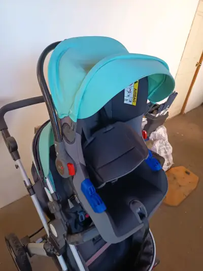 Coche Kidscool con huevito. - miniatura 1