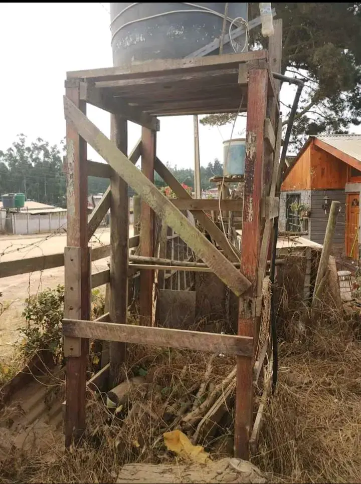 Torre de agua con estanque IBC - 3