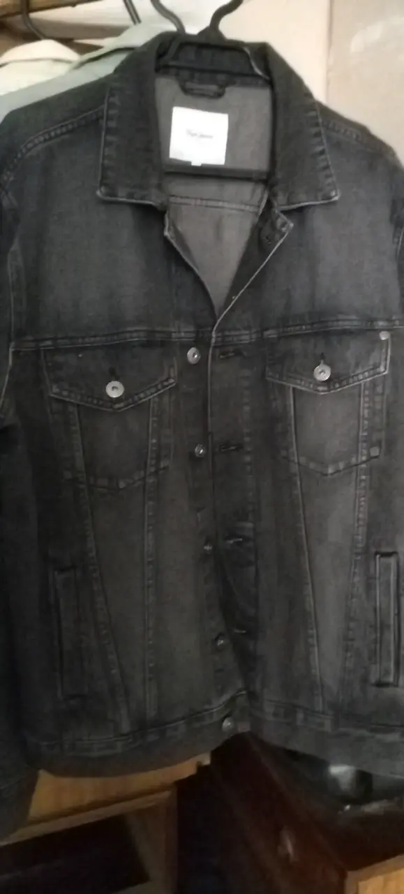 Chaqueta de mezclilla negra Pepe jeans nueva