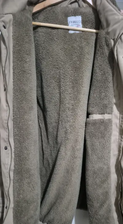 Parka caqui con capucha - miniatura 3