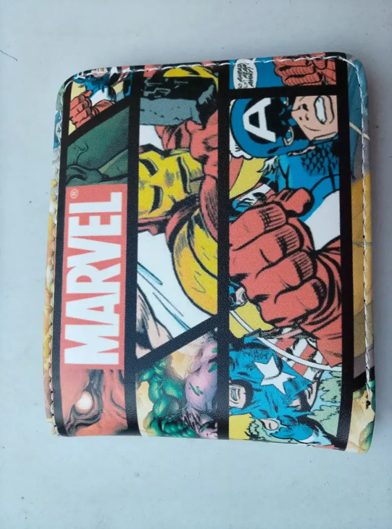 Billetera Marvel estampada