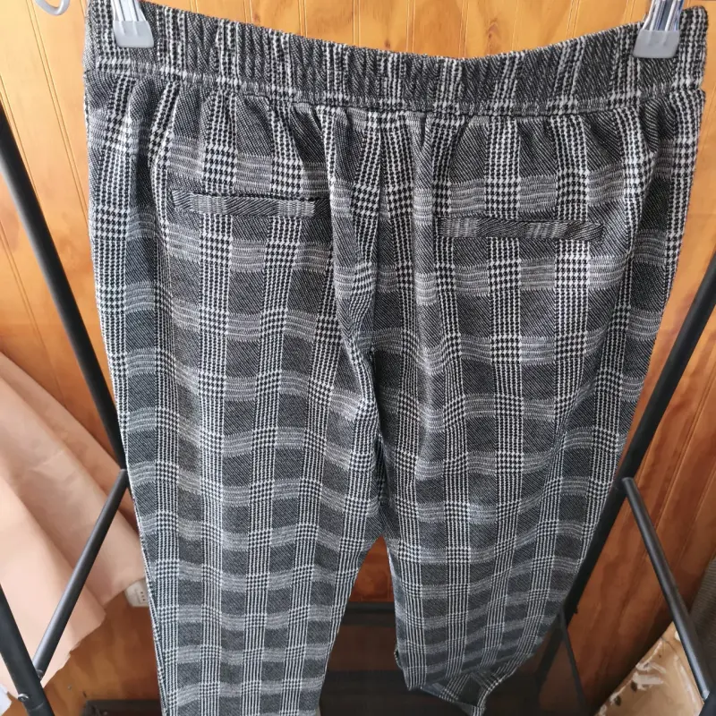 Pantalones de cuadros grises - 5