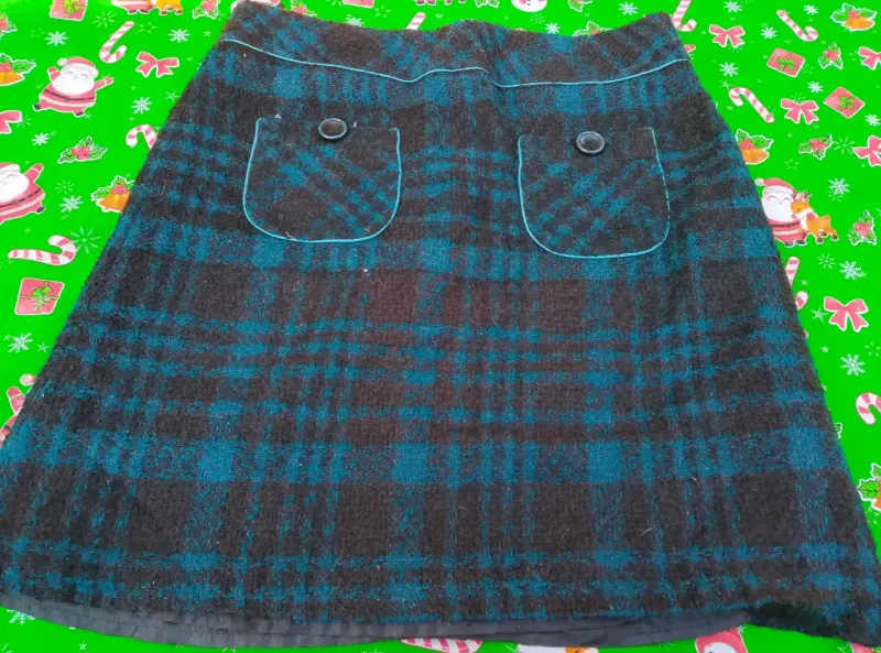 Falda escocesa azul y negra - 1