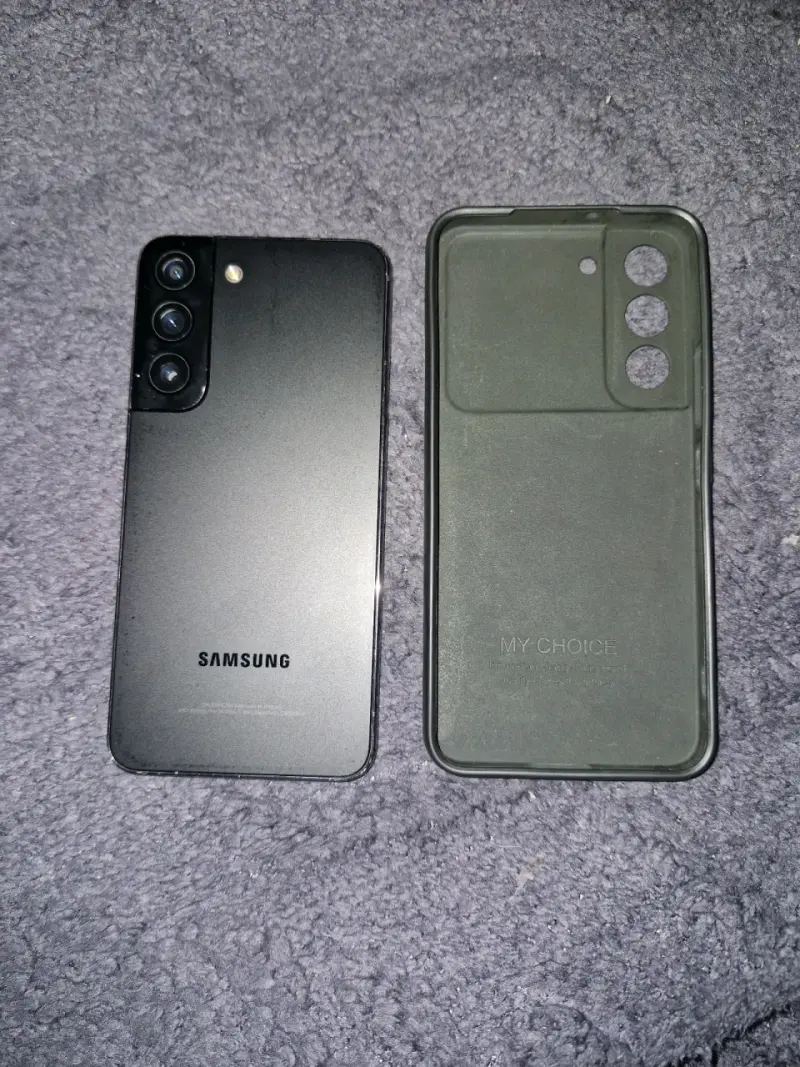 Vendo samsung S22 fe - 3