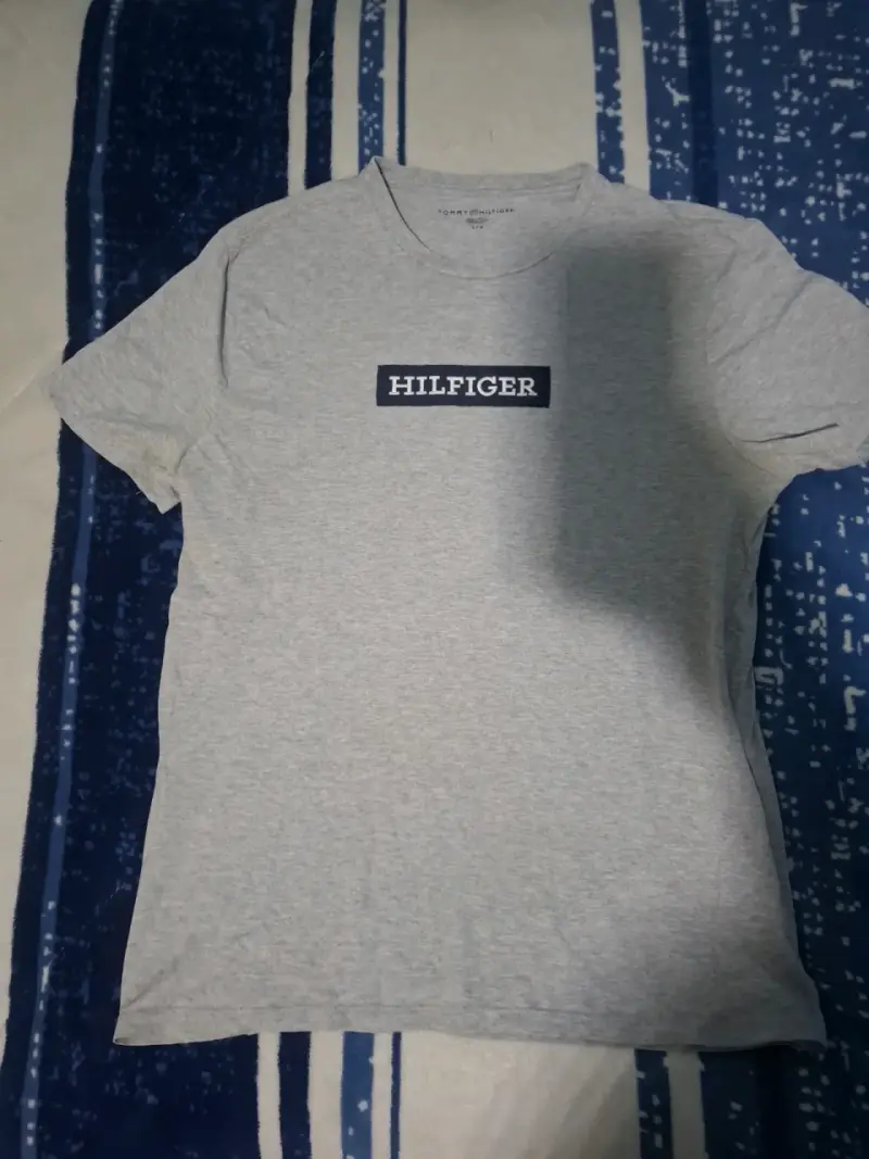 Polera gris Hilfiger - 1