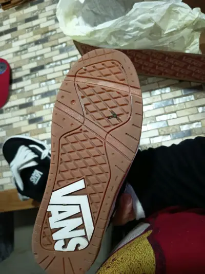 Zapatillas Vans negras usadas - miniatura 2