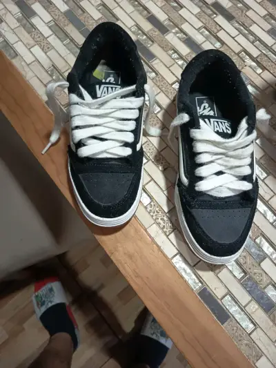 Zapatillas Vans negras usadas - miniatura 6