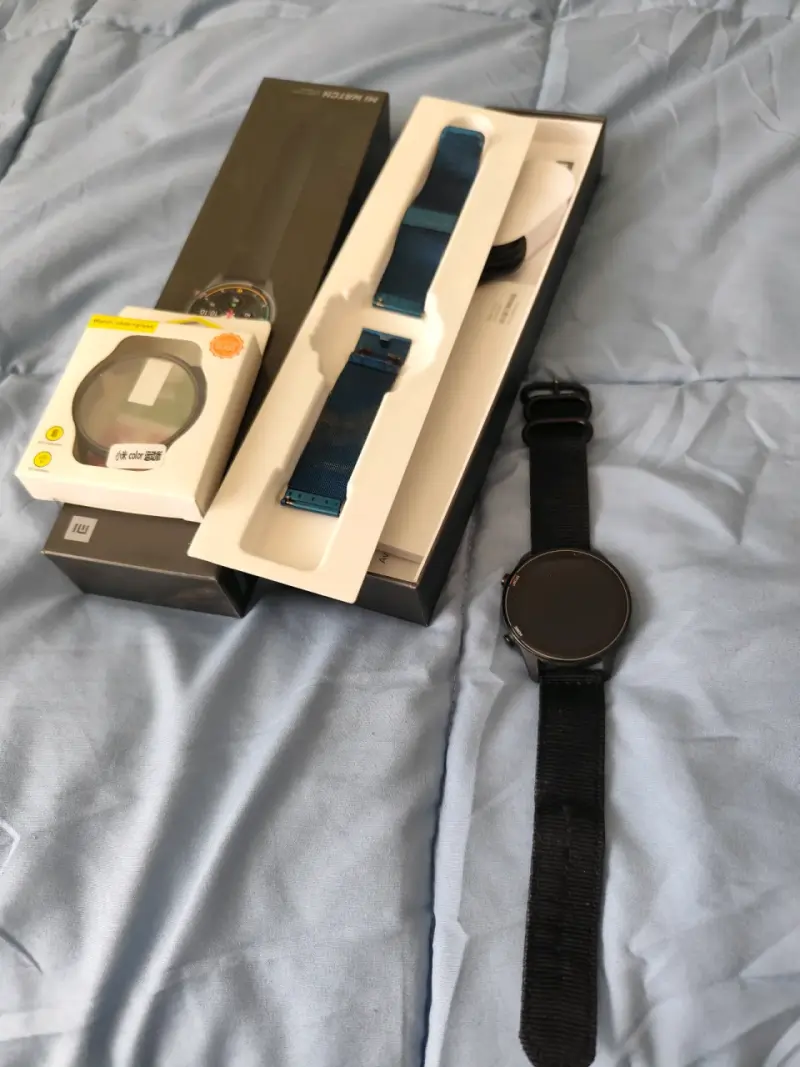 Reloj inteligente con correa extra - 1