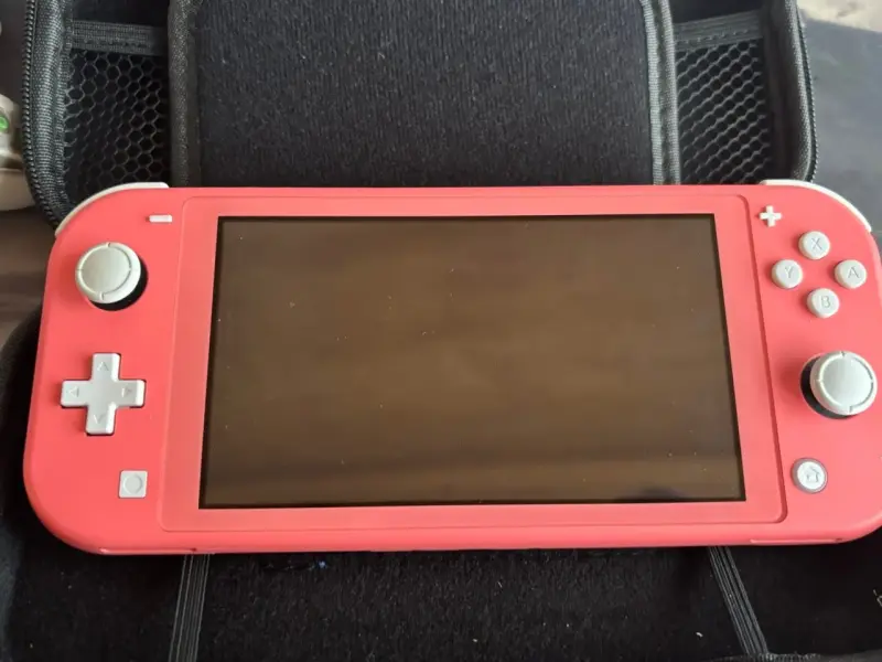 Nintendo Switch Lite coral - 3
