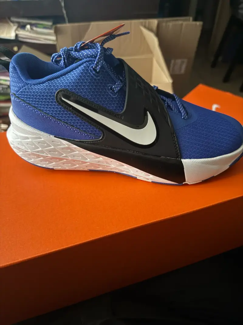 Zapatillas basquetbol niño 37.5 - 4