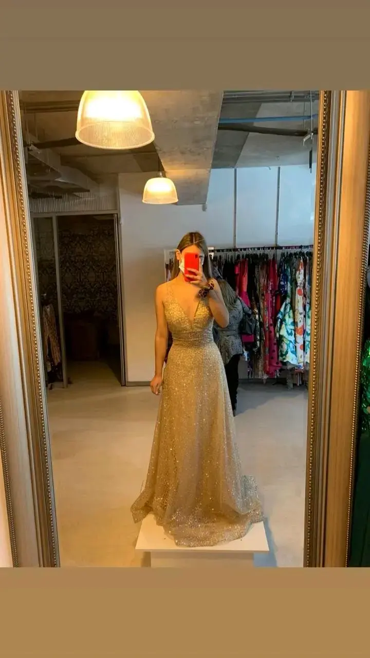 Vestido de fiesta dorado - 1