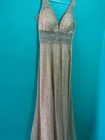 Vestido de fiesta dorado - miniatura 5