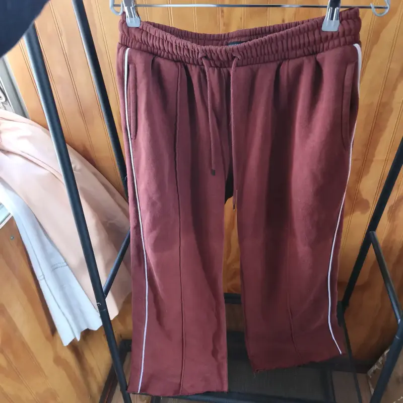 Pantalón jogging burdeos - 1