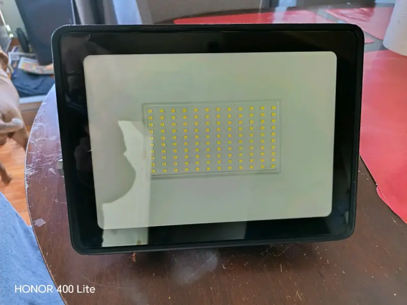 Reflector LED de exterior - 1