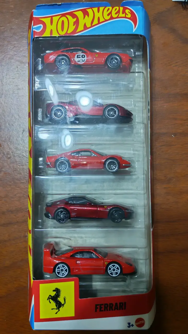 Hot Wheels nuevos en blister y sueltos - 1