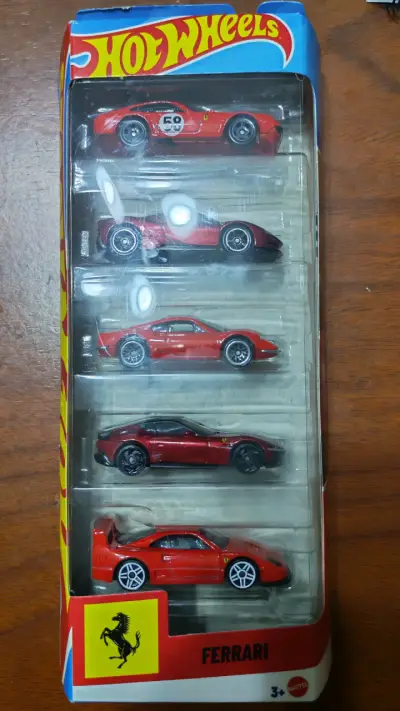 Hot Wheels nuevos en blister y sueltos - miniatura 1