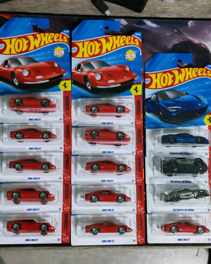 Hot Wheels nuevos en blister y sueltos - 2