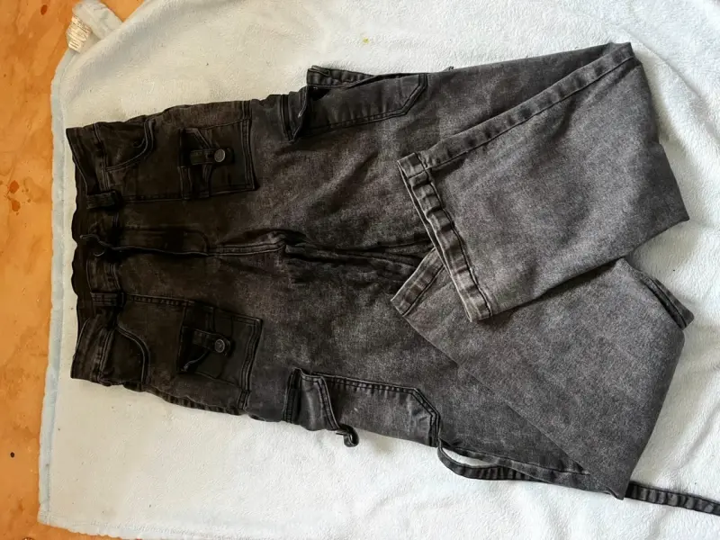 Jeans acampanados negros - 6