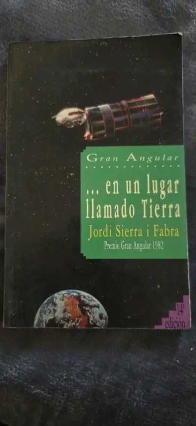 Libro 'En un lugar llamado Tierra' - miniatura 1