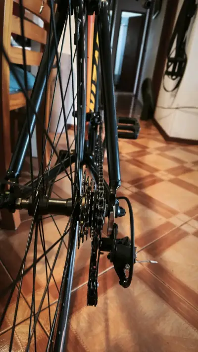 Bicicleta de ruta Wizard negra - miniatura 2