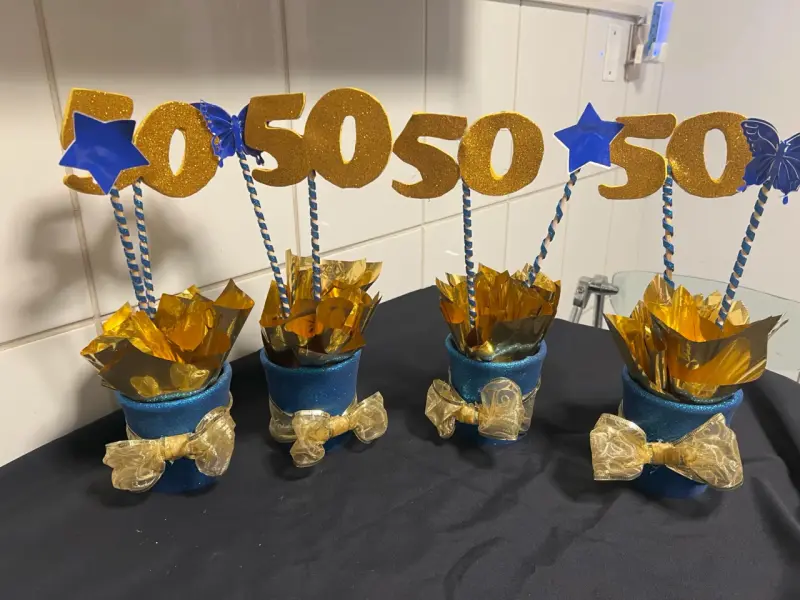 Centros de mesa cumpleaños 50 años - 1