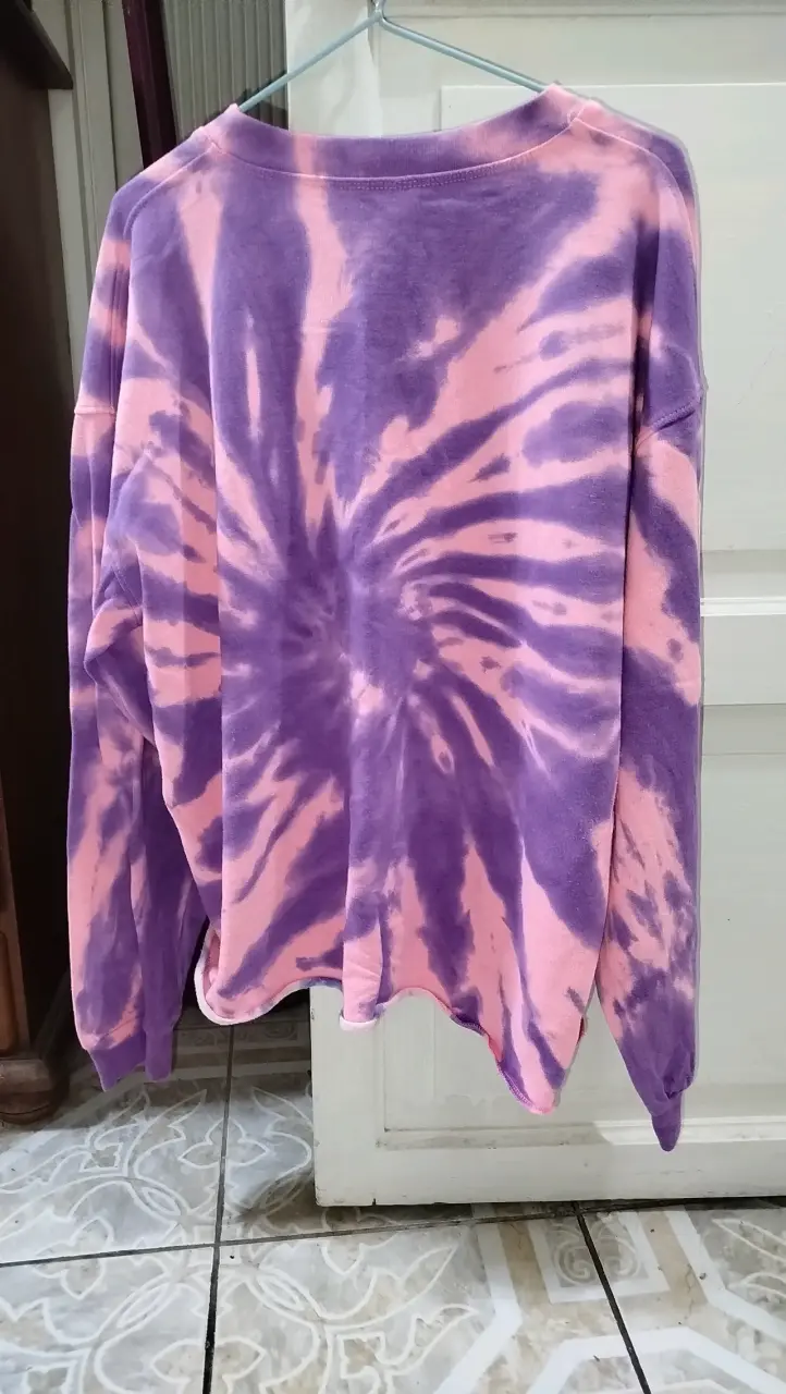 Polerón tie dye morado y rosado - 2