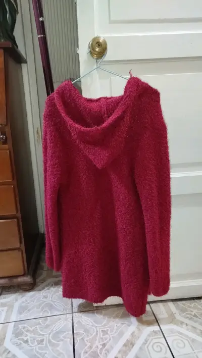 Cardigan rojo de lana - miniatura 2