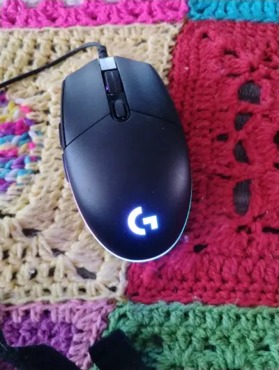 Mouse gaming Logitech G203 - miniatura 2