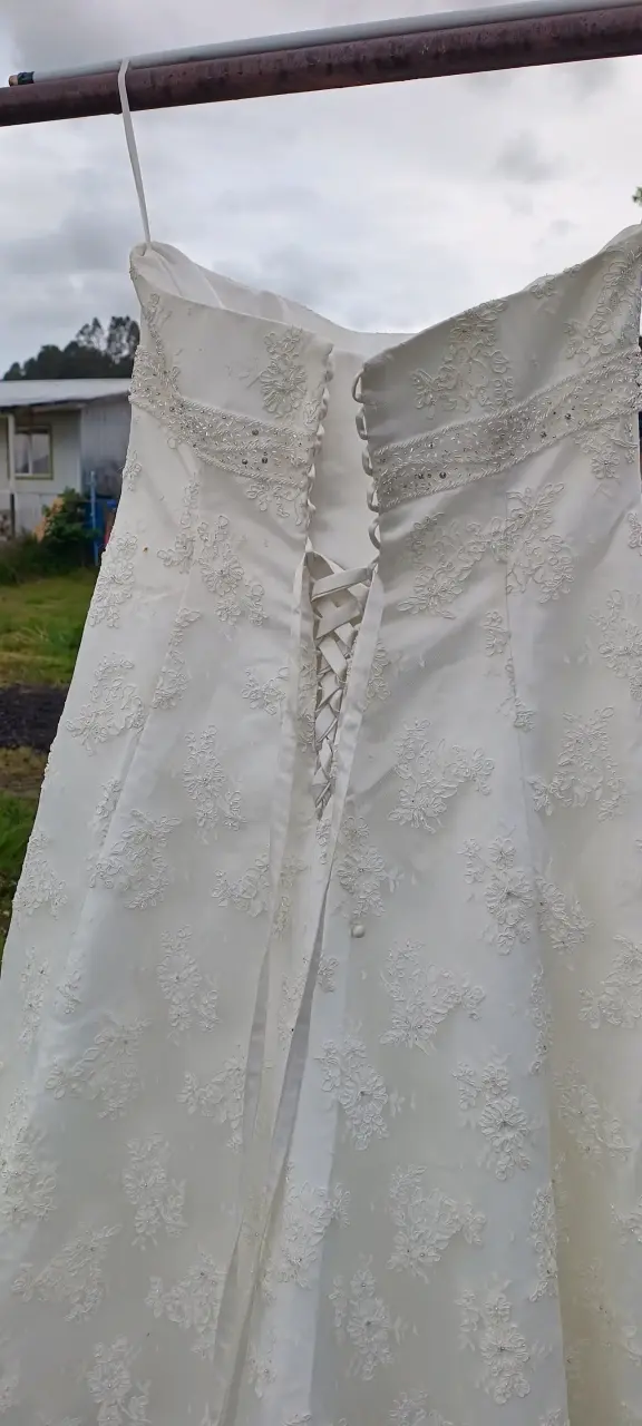 Vestido de novia blanco elegante - 2