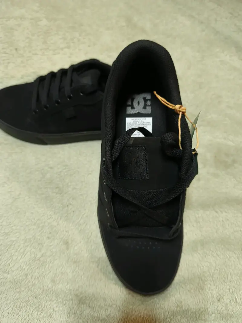 Zapatillas negras DC - 1